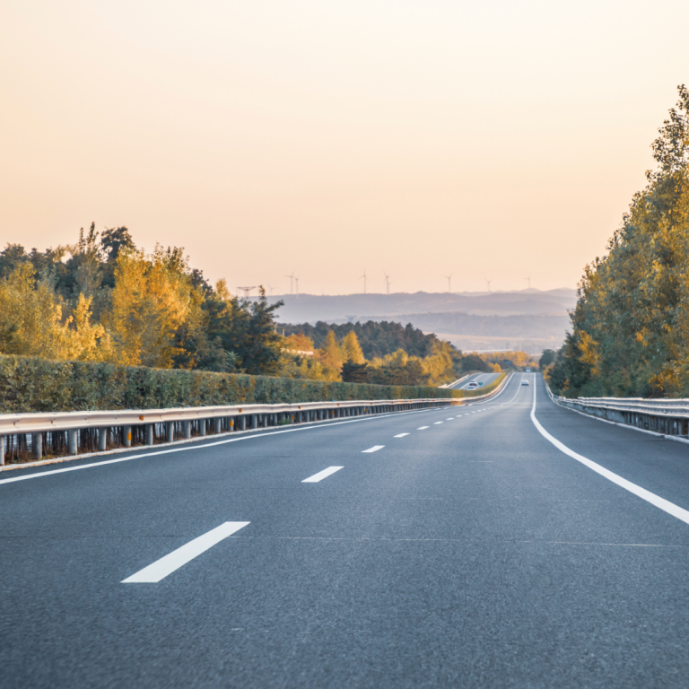 NRW-Verkehrsminister stellt neue Sanierungsoffensive für Landesstraßen vor: Rhein-Kreis Neuss profitiert von Investitionen in L137 und L116